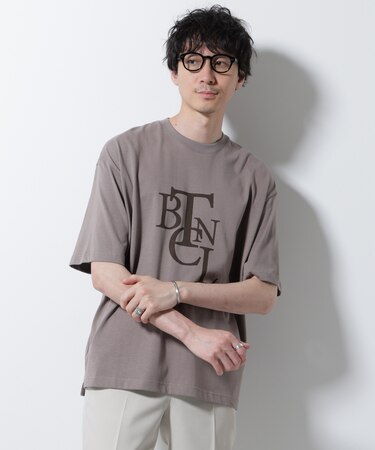 「BOTANICAL」エディトリアル プリントTシャツ