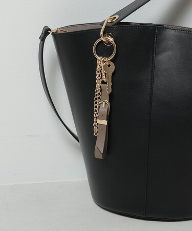 キーチェーンチャーム