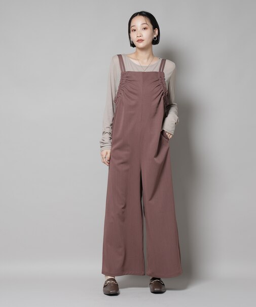 ギャザーデザインサロペットパンツ