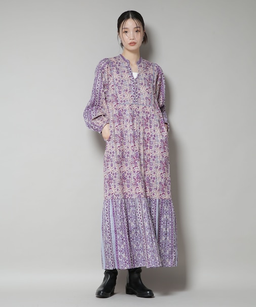 Sara mallika／FLOWER PRINT YOKE DRESS