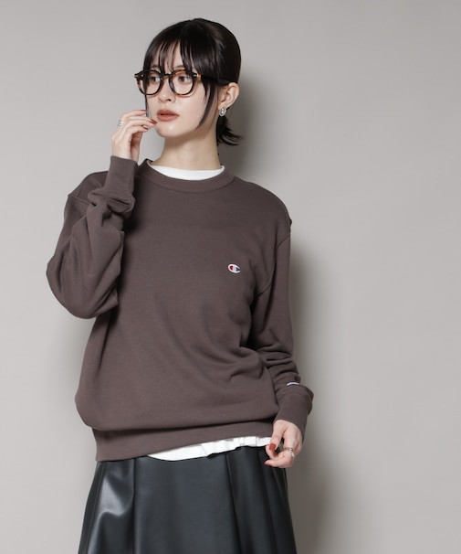 Champion／CREW NECK SWEATSHIRT