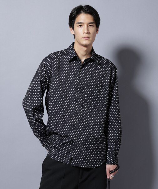 「EDITORIAL PRINT」シルキータッチシャツ