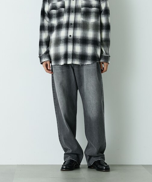 「HOTEL PALACE」 フェードデニム ルーズシルエットパンツ
