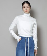 吸湿発熱タートルネックカットトップス