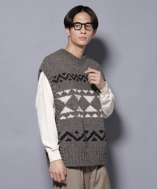 ペルー産ハンドニットベスト