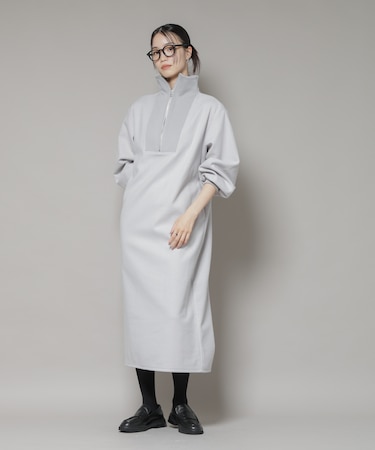 圧縮起毛ハーフジップワンピース