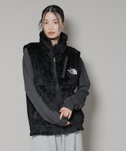 THE NORTH FACE／Versa Loft Vest