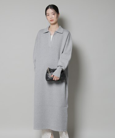 スウェットライク衿付きスキッパーニットワンピース