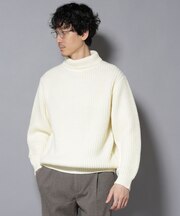 ローゲージタートルニット