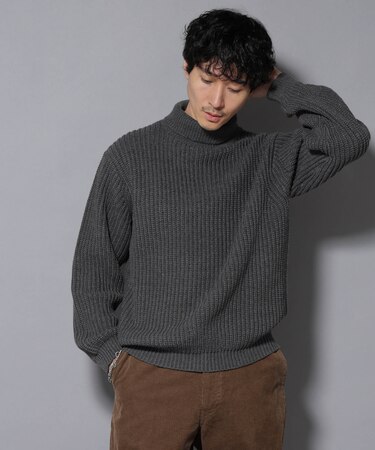 ローゲージタートルニット