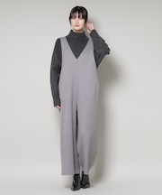 Vネックオールインワン