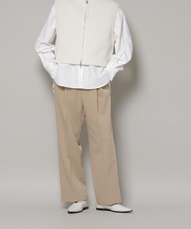 ワンタックセンタープレスストレートパンツ