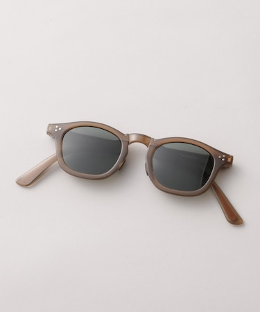 アイウェア／ボストン型　折り畳み式サングラス