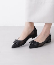 ドットフロッキーリボンパンプス