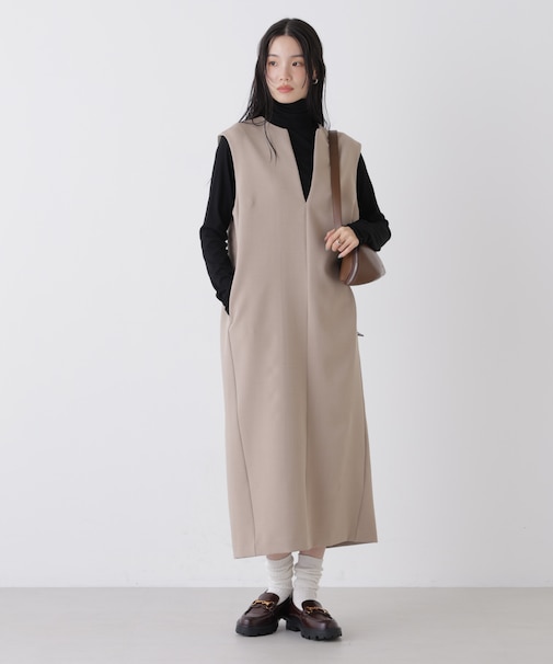 キーネックワンピース