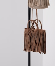 AULENTTI／スエードフリンジショルダーバッグ