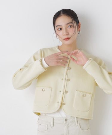 ゴールドボタンニットジャケット