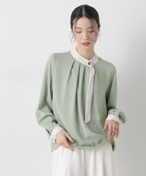 フロントタックバイカラーボータイブラウス