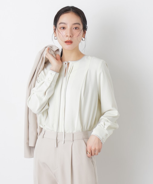 タックリボンブラウス