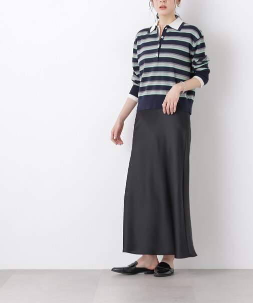 サテンナロースカート