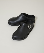 ストラップサボサンダル