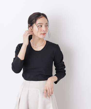 7function Uネック総針ニット