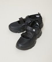 SHAKA／OTTER TRAIL AT