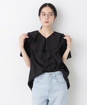 ラッフルフリルVネックブラウス