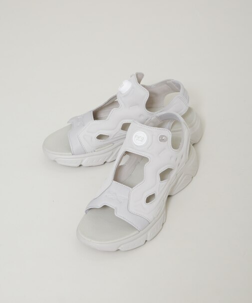 Reebok／INSTAPUMP FURY SANDAL