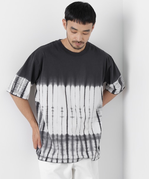 ブラックタイダイTシャツ