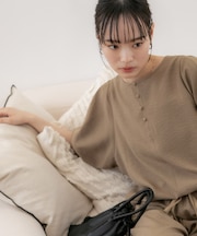 WEB限定/多機能素材 前後2wayランタンスリーブクルーブラウス(セットアップ可)