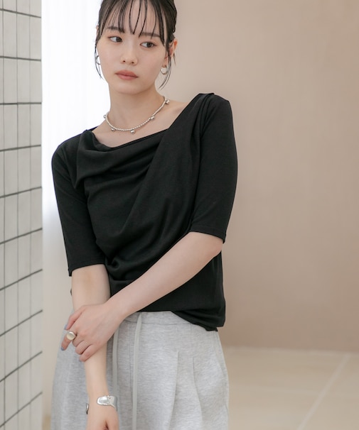 WEB限定/タックアシメフライスカットデザイントップス