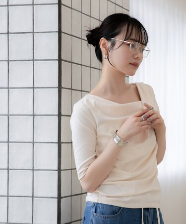 WEB限定／タックアシメフライスカットデザイントップス