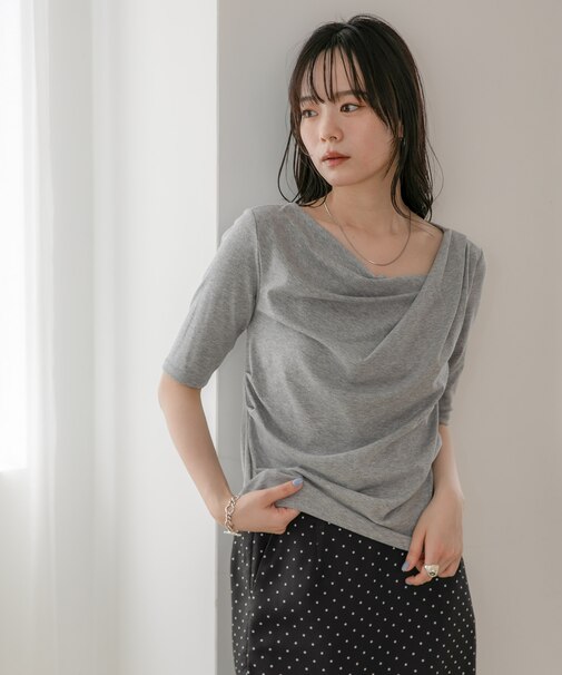 WEB限定/タックアシメフライスカットデザイントップス