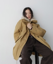 「STEVELOUR」「西川ダウン(R)」ファー付きコート