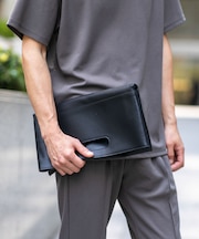 WEB限定／シンセティックレザー2WAYクラッチバッグ
