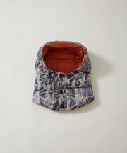 nine by four／94 WR INS PRINT HOOD WARMER