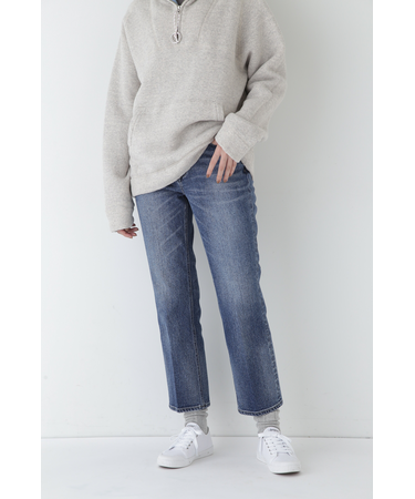 ストレートデニム