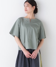 ◆ボックスシルエットキーネックブラウス