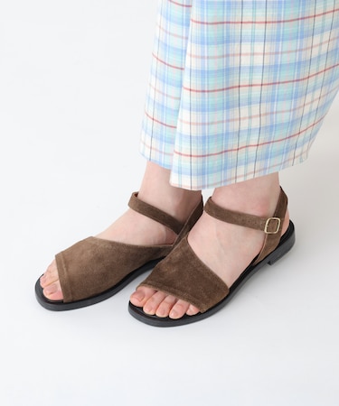 ◆ＥＮＥＳＳ　ストラップレザーサンダル