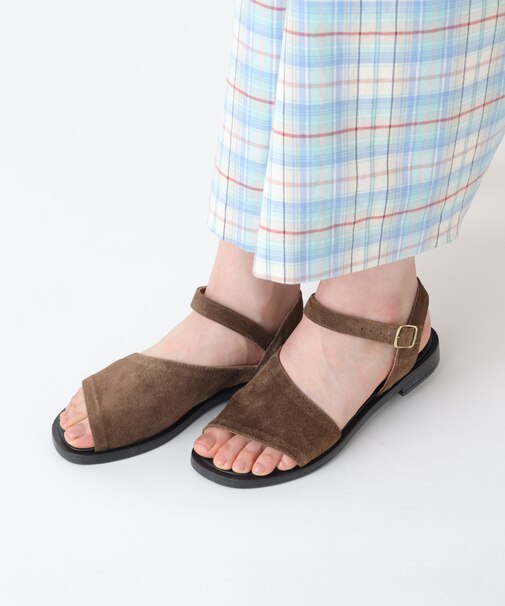 ◆ＥＮＥＳＳ　ストラップレザーサンダル