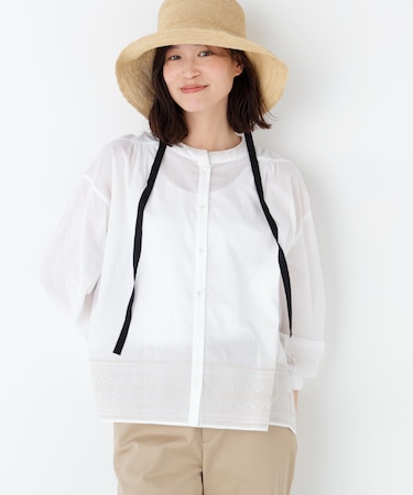 インド刺繍ノーカラーブラウス