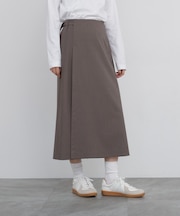 ◆シャークスキン強撚巻き風スカート