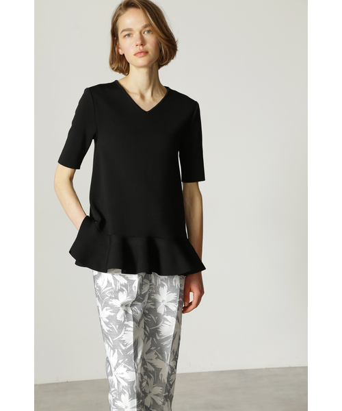 【極美品】ADORE ドライストレッチフリルヘムトップス M ブラック 極美品】ADORE ドライストレッチフリルヘムトップス M ブラック
