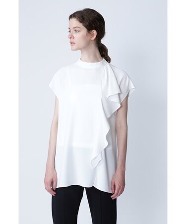 ◇バックサテンクレープラッフルブラウス｜アドーアの通販｜&mall 