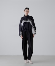 ◆ハイブリッドデニムパンツ