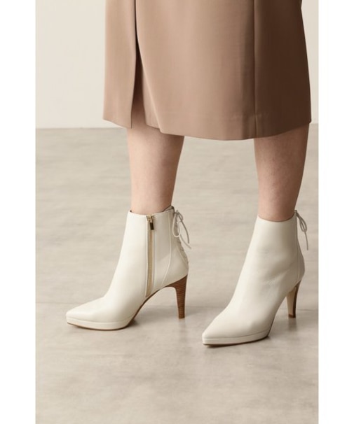 バックレースアップブーツ