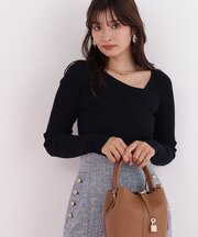 アシンメトリーネックニットプルオーバー