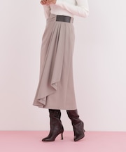 サイドパッチタックスカート