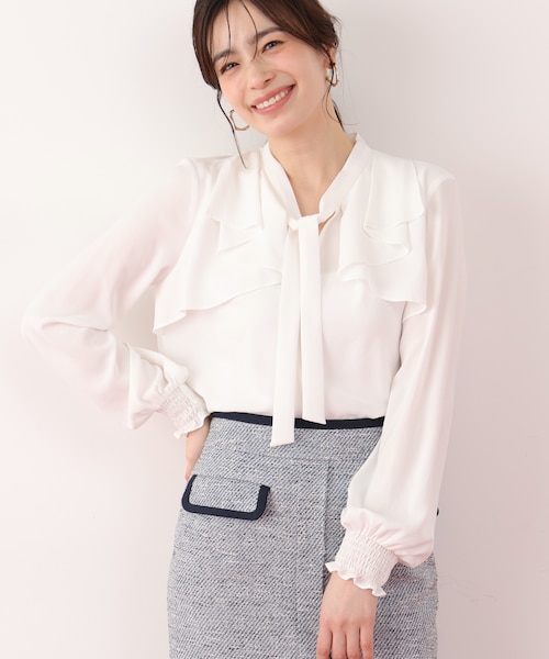 ラッフルボウタイブラウス｜ピンキーアンドダイアンの通販｜&mall